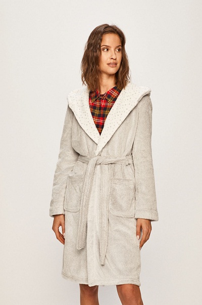 Halate Baie Dama Online