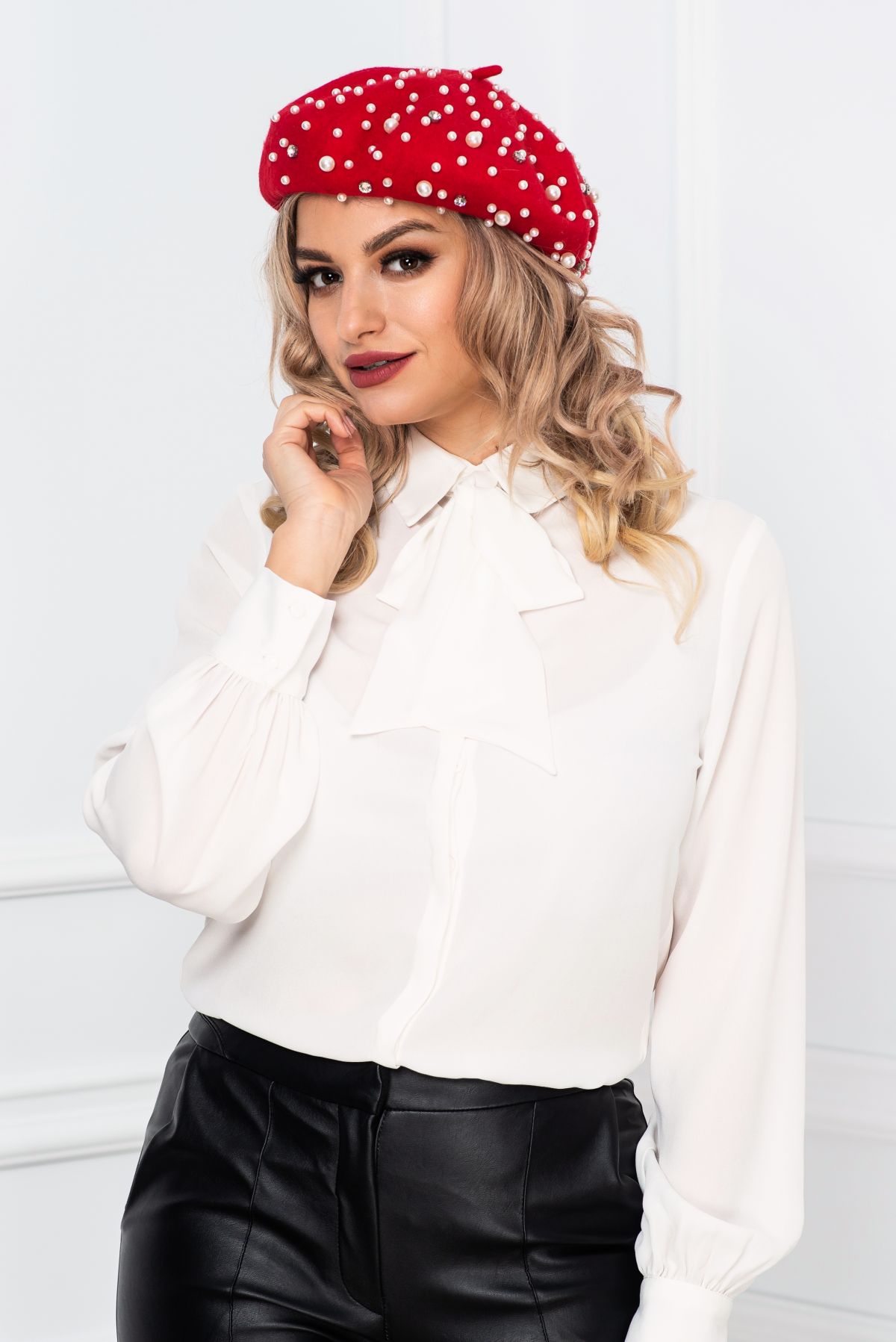 Modele Caciuli si Berete pentru Femei