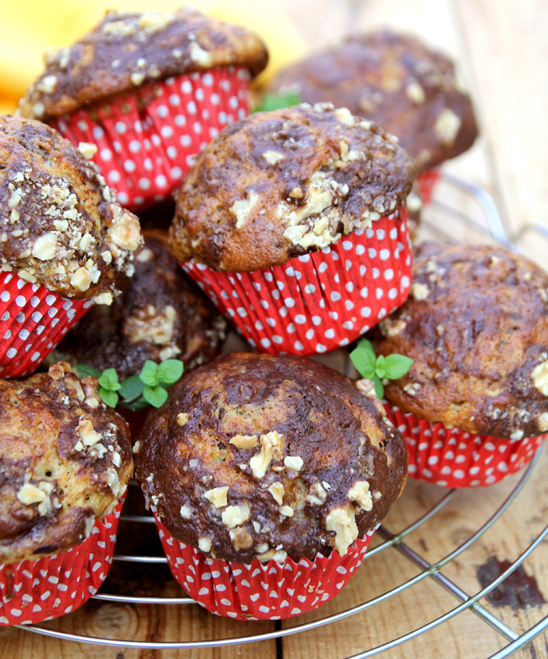 Cele mai bune Briose cu Banane, Nuca si Cacao