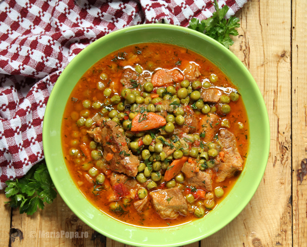 Mancare de mazare cu carne