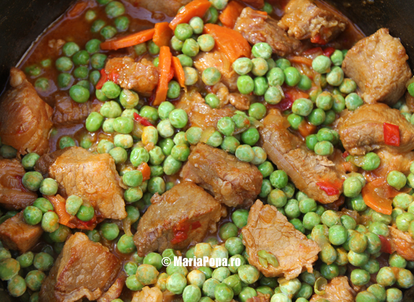 Mancare de mazare cu carne