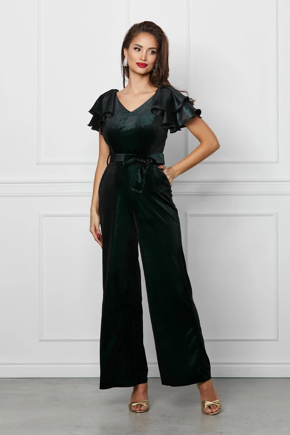 Modele Salopete elegante pentru femei Online