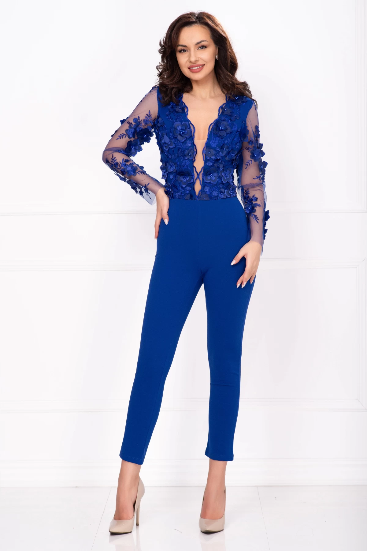 Modele Salopete elegante pentru femei Online