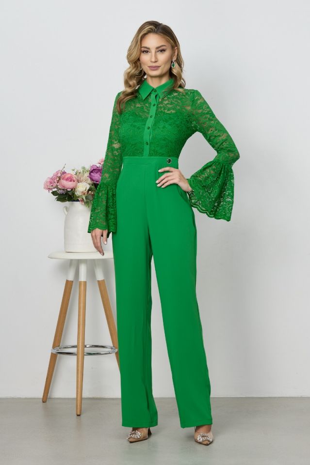 Modele Salopete elegante pentru femei Online