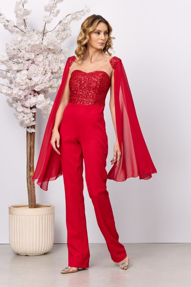 Modele Salopete elegante pentru femei Online